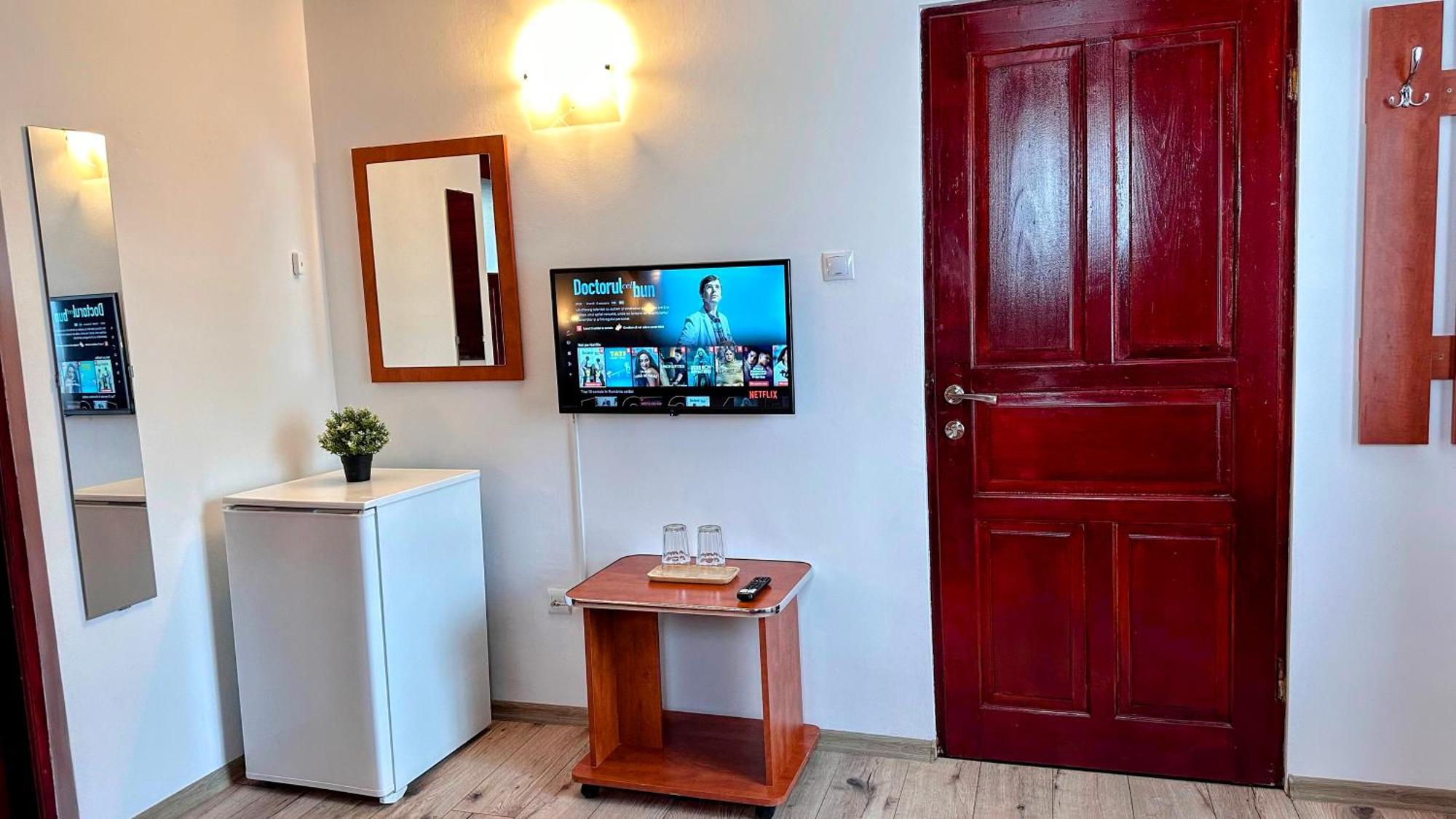 Valea Alba View - Self Check-In Hotel Buşteni Екстериор снимка