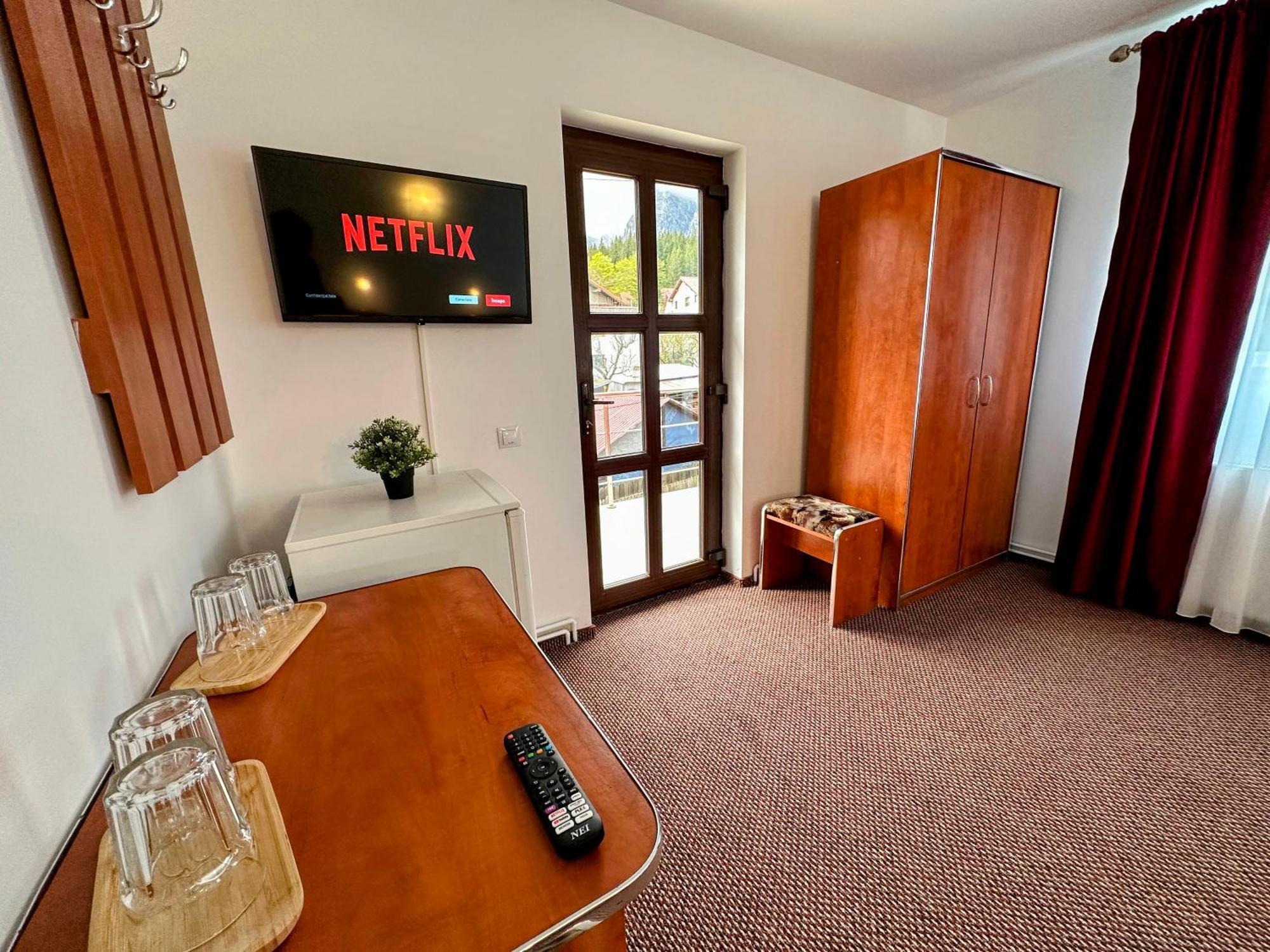 Valea Alba View - Self Check-In Hotel Buşteni Екстериор снимка