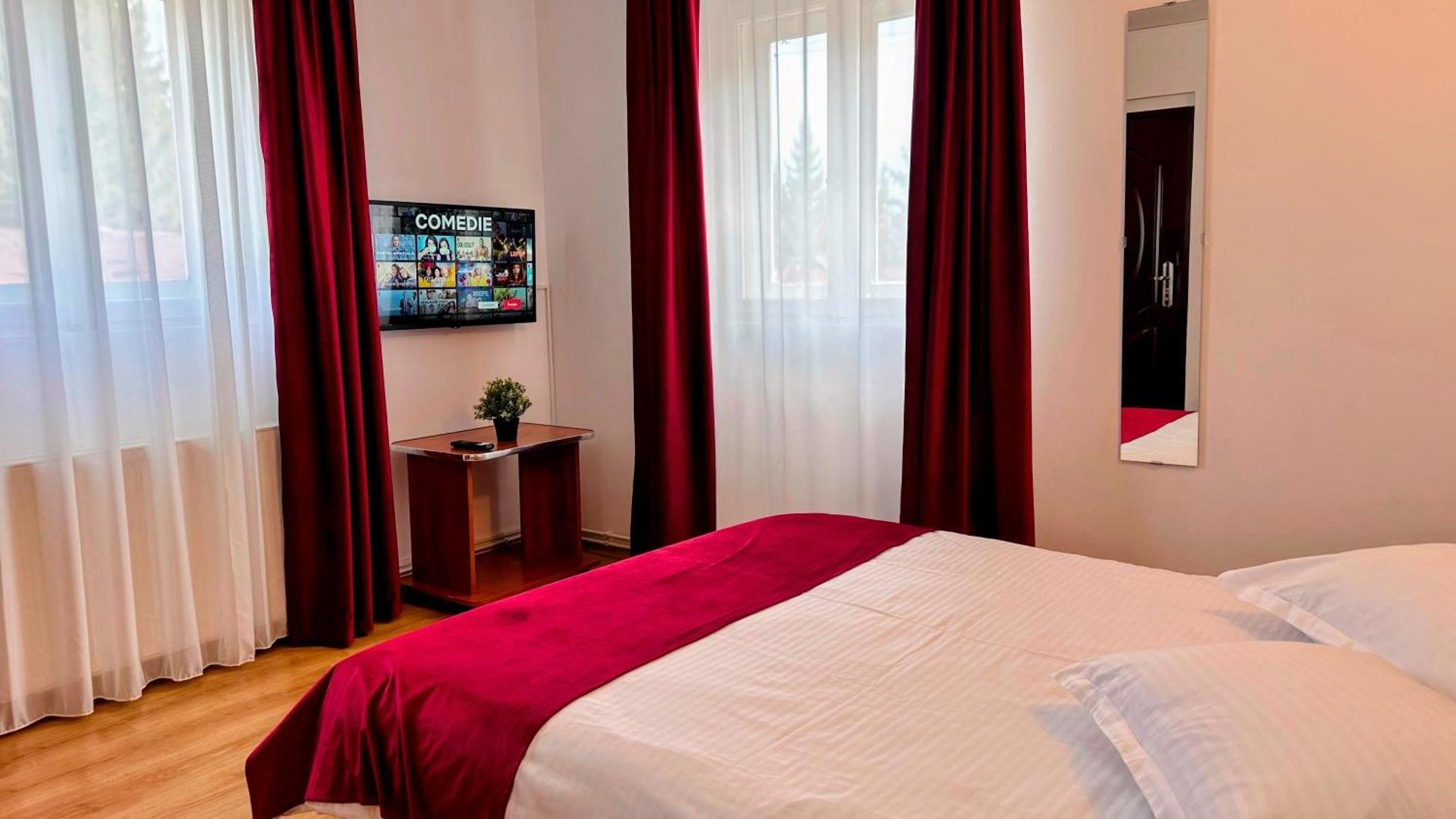 Valea Alba View - Self Check-In Hotel Buşteni Екстериор снимка